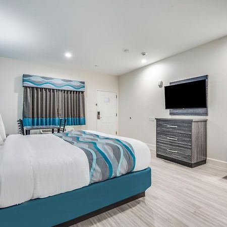 Americas Best Value Inn & Suites Houston At Hwy 6 מראה חיצוני תמונה