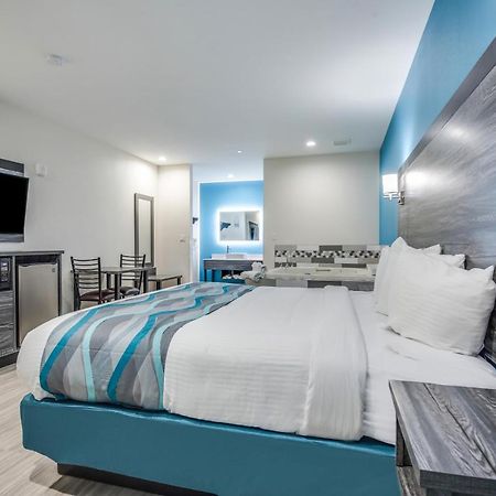 Americas Best Value Inn & Suites Houston At Hwy 6 מראה חיצוני תמונה