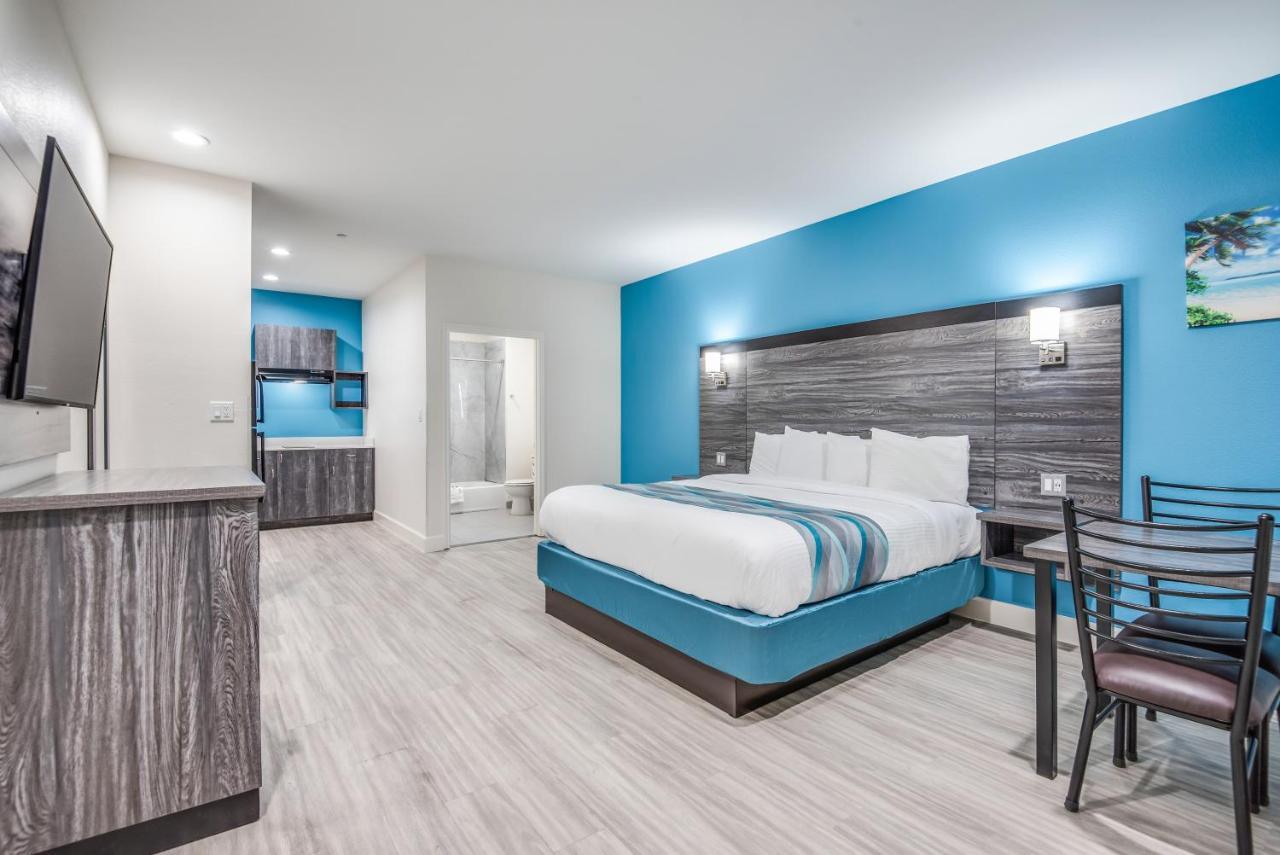 Americas Best Value Inn & Suites Houston At Hwy 6 מראה חיצוני תמונה
