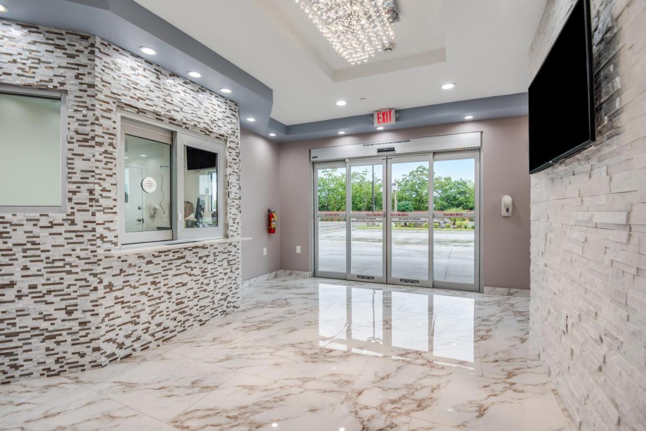 Americas Best Value Inn & Suites Houston At Hwy 6 מראה חיצוני תמונה